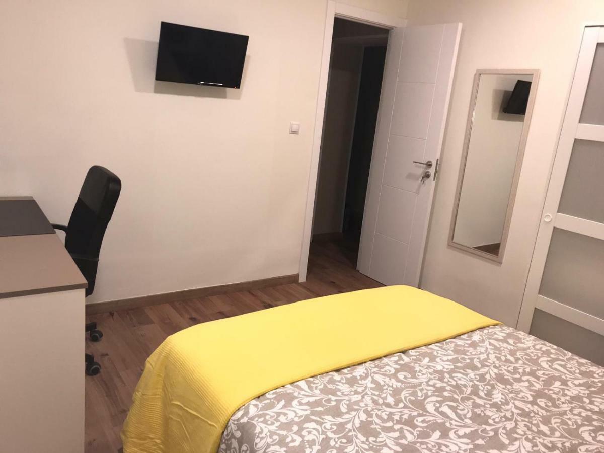 Residencia Compostela 2 Bed & Breakfast Santiago de Compostela Bagian luar foto