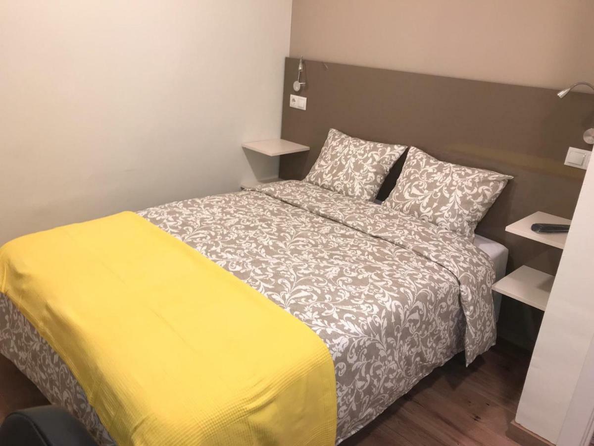 Residencia Compostela 2 Bed & Breakfast Santiago de Compostela Bagian luar foto