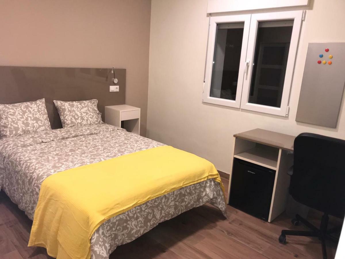 Residencia Compostela 2 Bed & Breakfast Santiago de Compostela Bagian luar foto